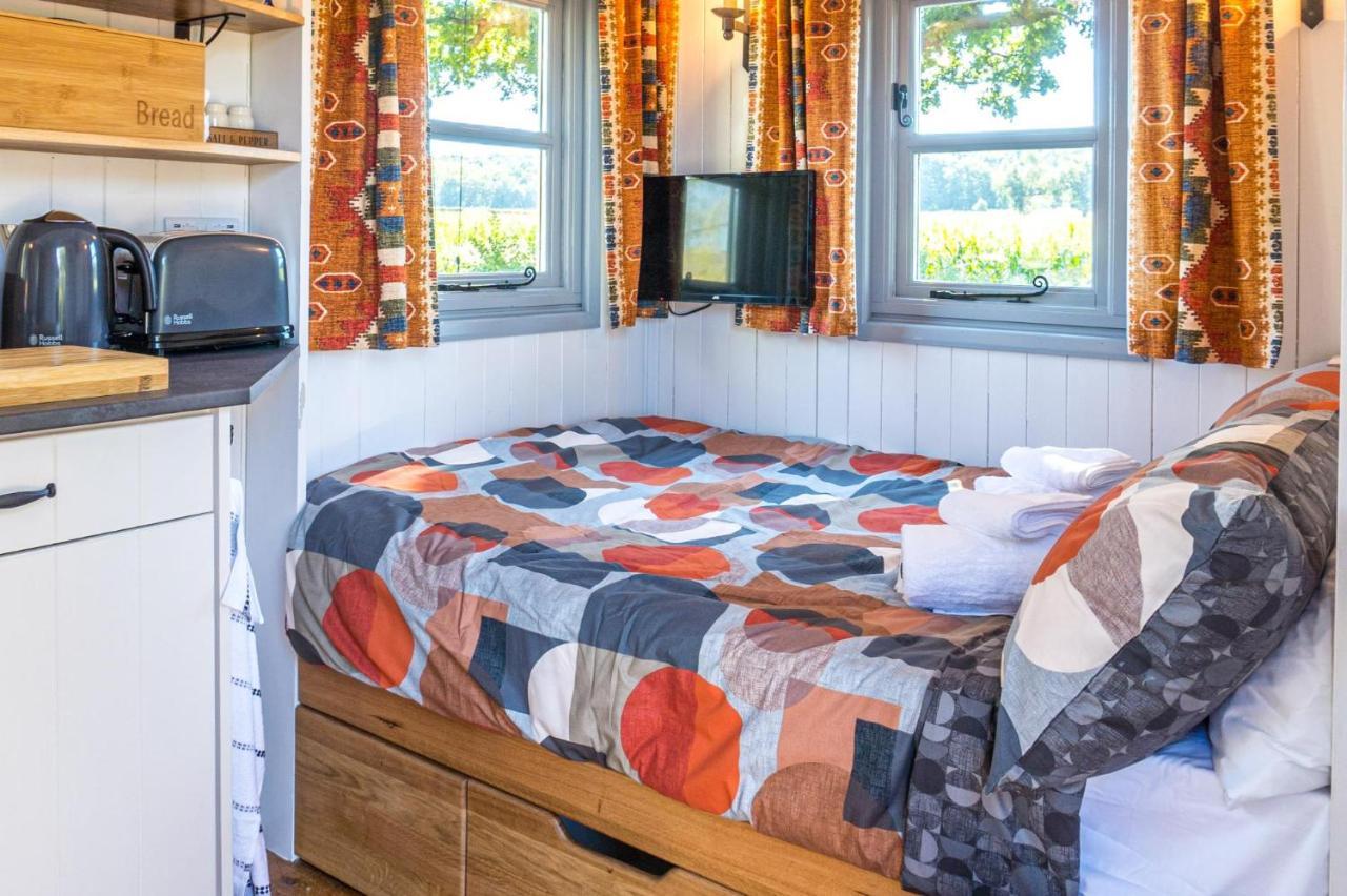 The Hideaway Hut - 1 Bed Shepherds Hut - הרפורד מראה חיצוני תמונה